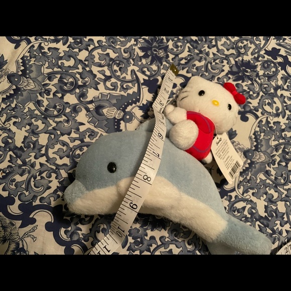 HELLO KITTY Plush - Picture 4 of 6